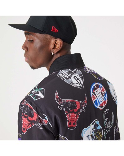 Chaqueta bomber New Era AOP Team Logo NBA All