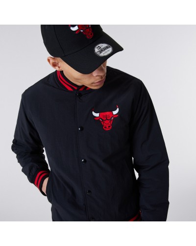 Chaqueta bomber NEW ERA Chicago Bulls NBA Team Logo Black