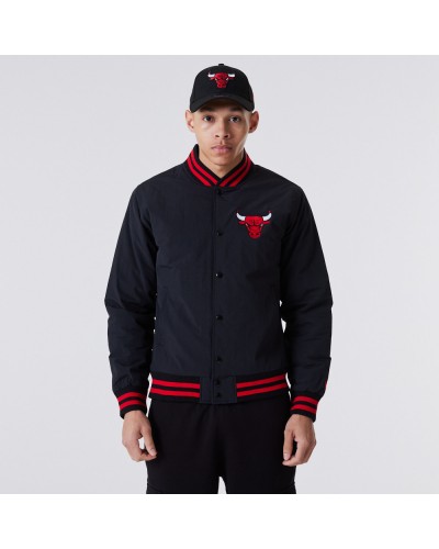 Chaqueta bomber NEW ERA Chicago Bulls NBA Team Logo Black