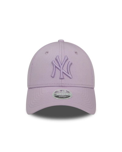 Gorra strapback NY Yankees League Essential 9FORTY Light Purple