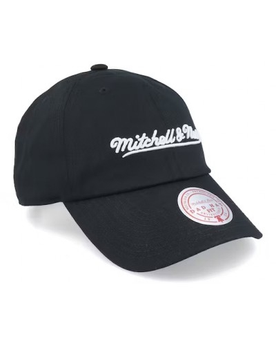 Gorra curva strapback Mitchell & Ness Branded Essential black