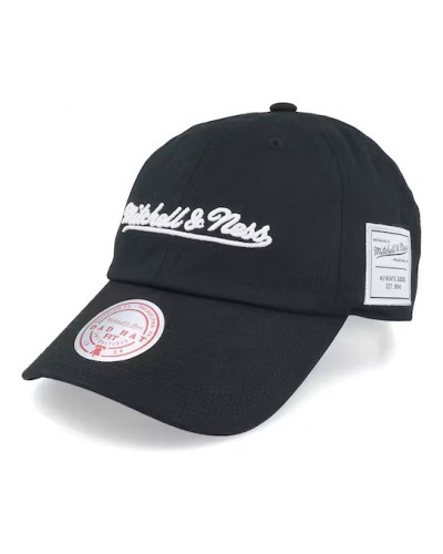 Gorra curva strapback Mitchell & Ness Branded Essential black