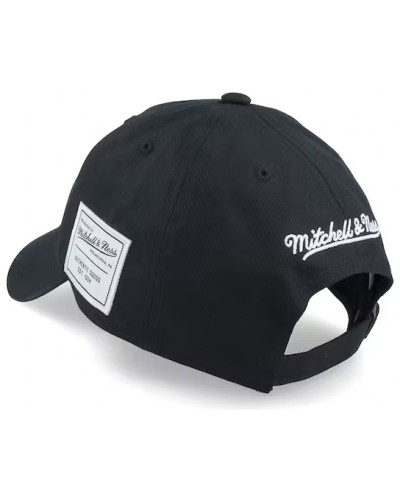 Gorra curva strapback Mitchell & Ness Branded Essential black