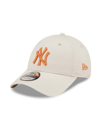 Gorra curva 9Forty New Era Strapback NY Yankees Beige