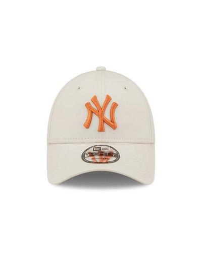 Gorra curva 9Forty New Era Strapback NY Yankees Beige